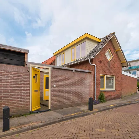 Ferienhaus Kustzen, Inclusief Sauna, Dichtbij Egmond aan Zee